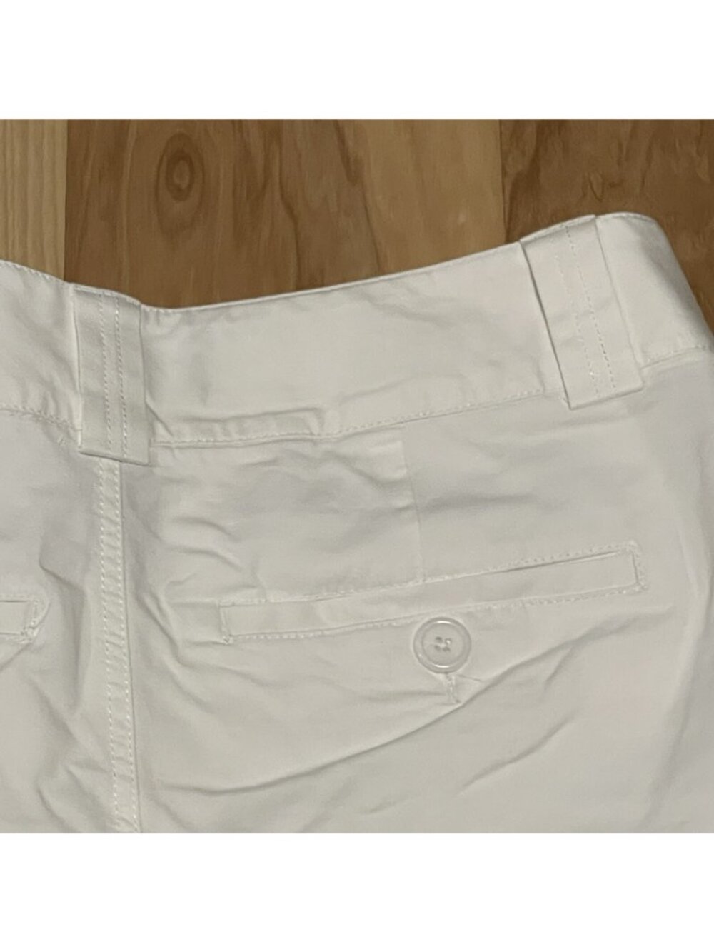 White Shorts Women’s 18 Lane Bryant Secret Slimmer 5 Pocket NWT - Picture 9 of 12